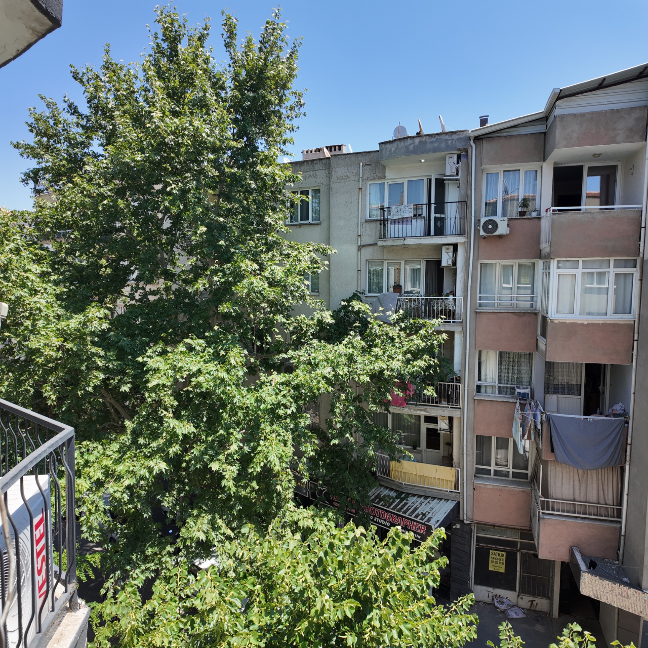 KETHÜDA MAHALLESİNDE BAKIMLI DOĞALGAZLI 125 M2 ARAKAT 3+1 DAİRE 8