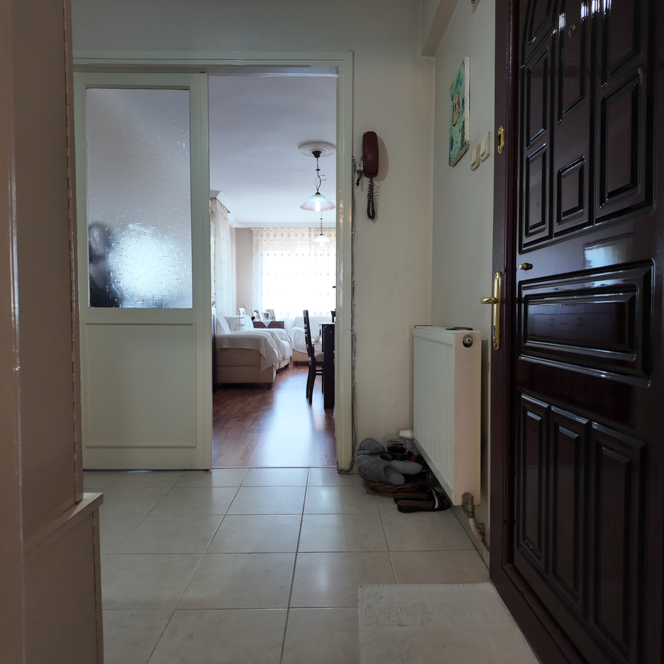 KETHÜDA MAHALLESİNDE BAKIMLI DOĞALGAZLI 125 M2 ARAKAT 3+1 DAİRE