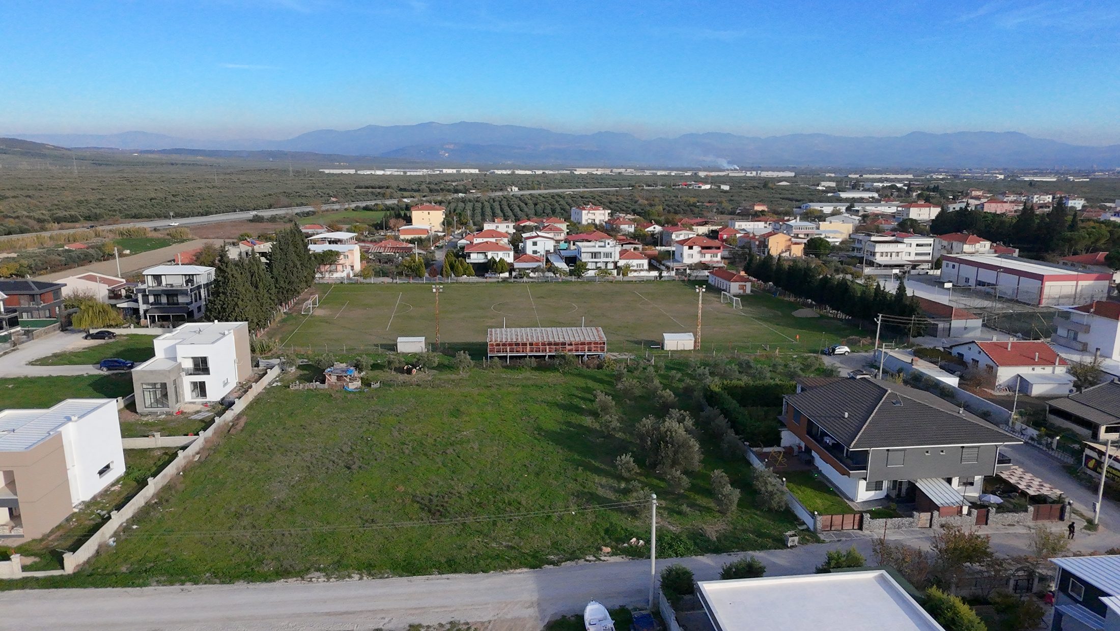 Süleymanlıda 398 m² %40 İmarlı 2 Villalık Uygun Arsa 8