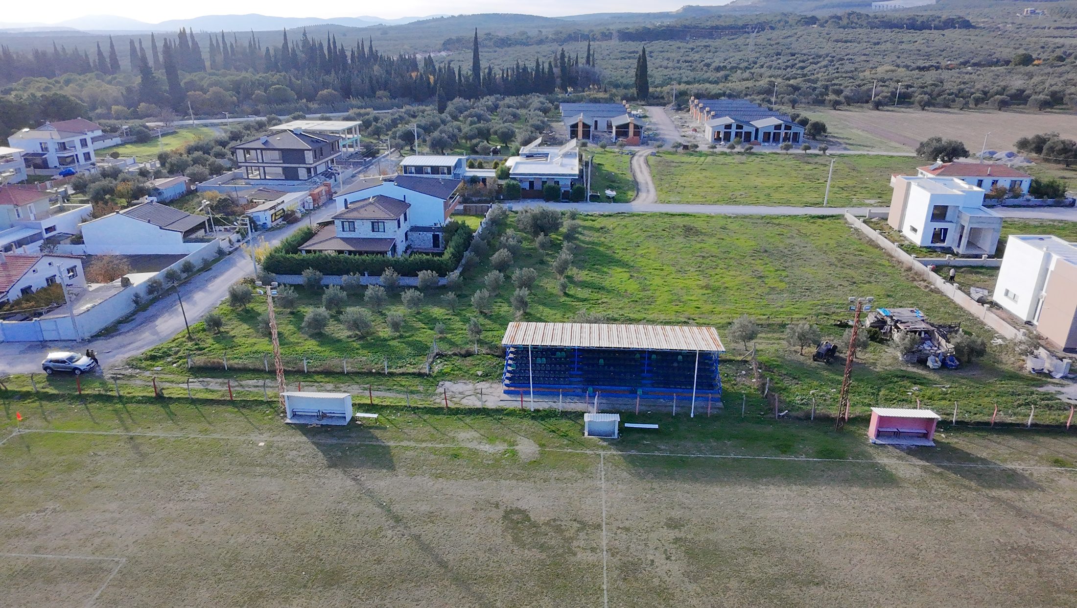 Süleymanlıda 398 m² %40 İmarlı 2 Villalık Uygun Arsa 3