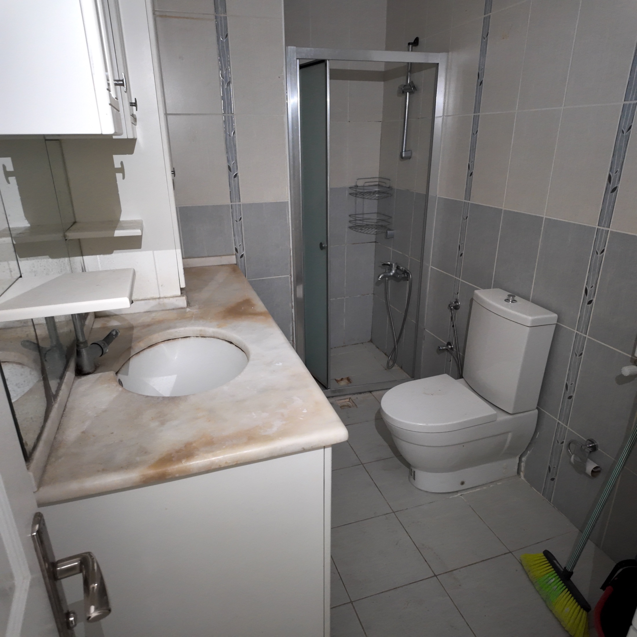 RAGIPBEY MERKEZİ KONUMDA 125 M2 BAKIMLI DOĞALGAZLI 3+1 DAİRE 4