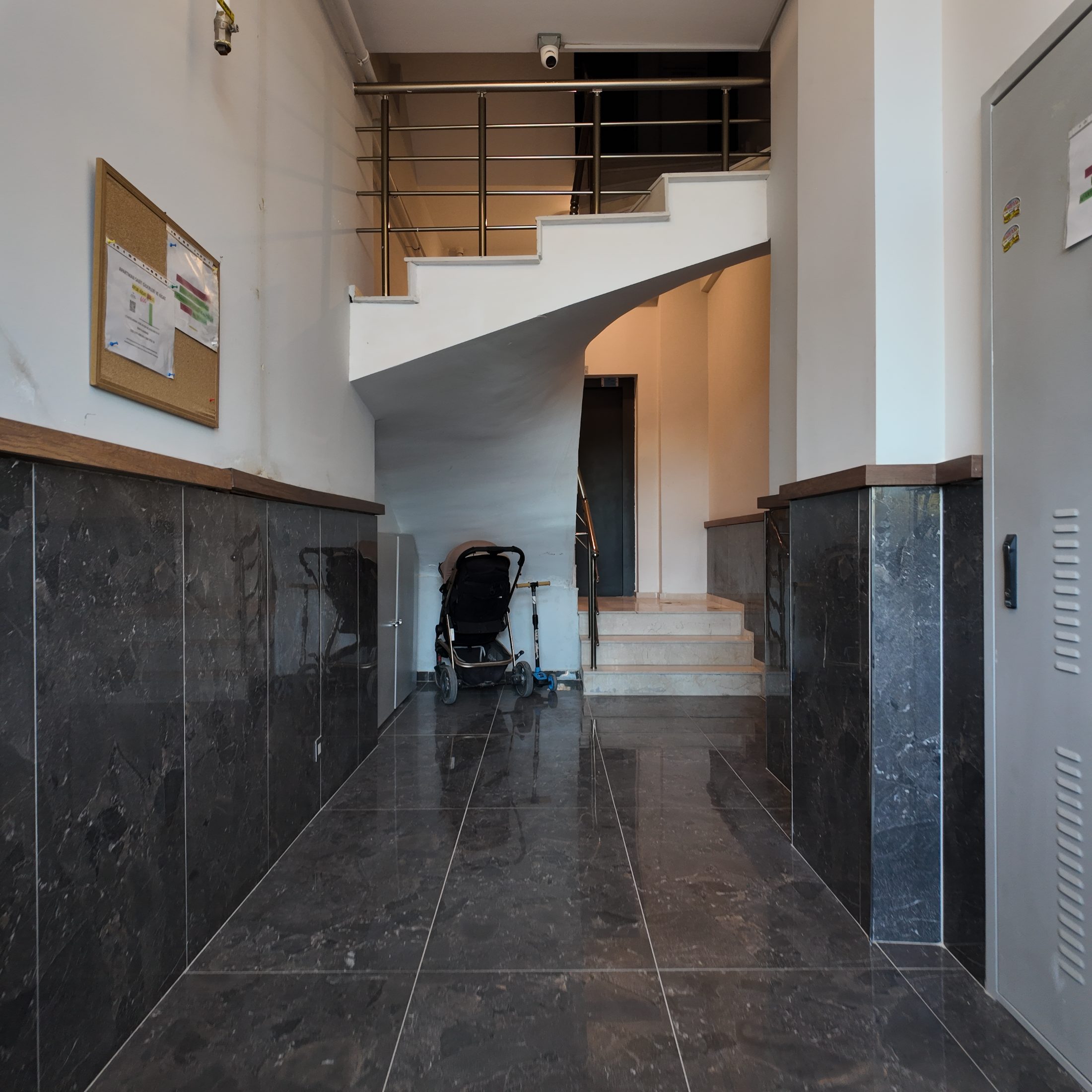 ATATÜRK PRESTİJ CADDESİ ÜZERİNDE 107 M2 2+1 SATILIK DAİRE 23