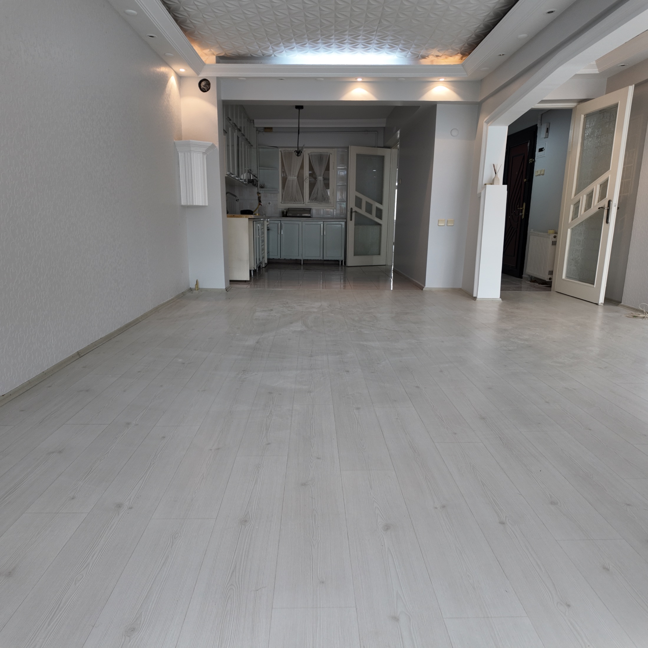RAGIPBEY TAHİRÜN CADDESİ ARKA SOKAĞINDA 120 M2 3+1 BAKIMLI DAİRE 8