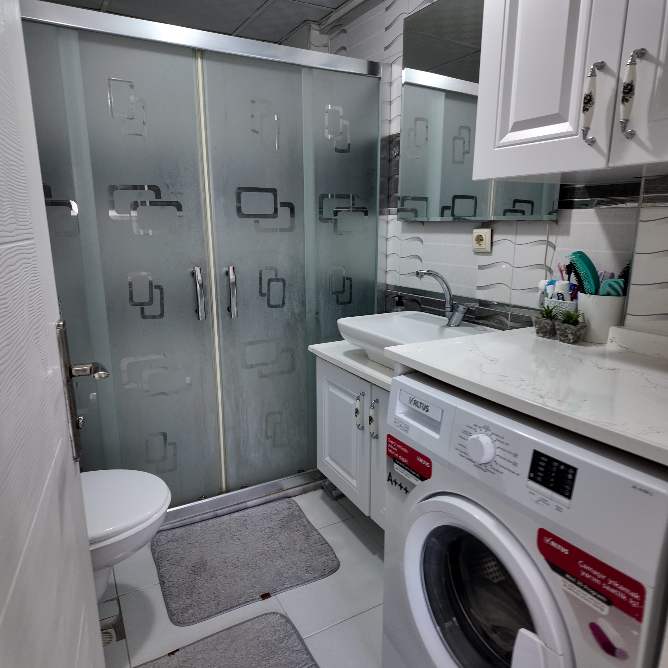 CUMHURİYET RİNG YOLUNDA 95 M2 2+1 BAKIMLI ASANSÖRLÜ DAİRE 8