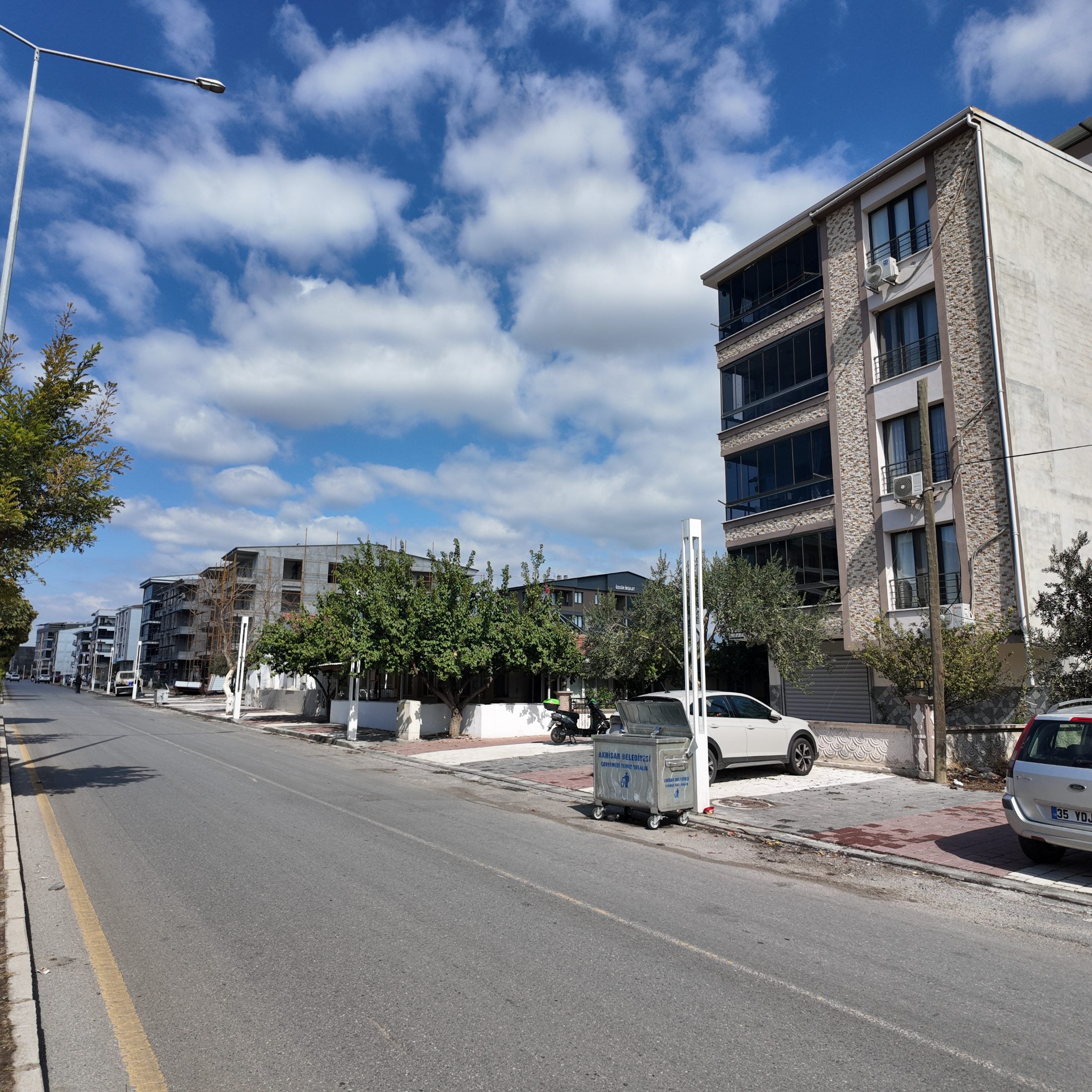CUMHURİYET RİNG YOLUNDA 95 M2 2+1 BAKIMLI ASANSÖRLÜ DAİRE 22