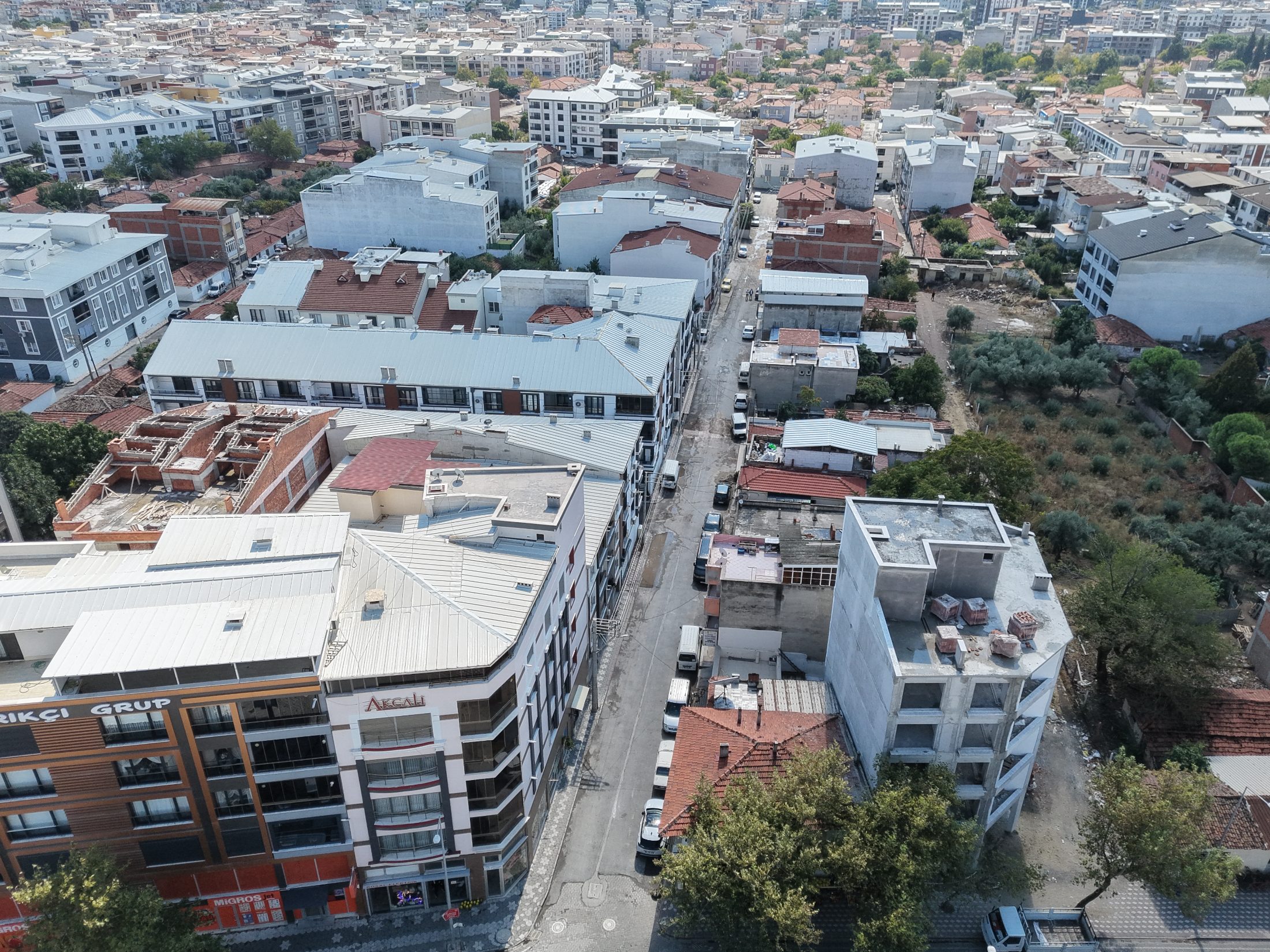 Atatürk Mahallesinde Müstakil Evli 175 m² 3 Kat İmarlı Arsa 5