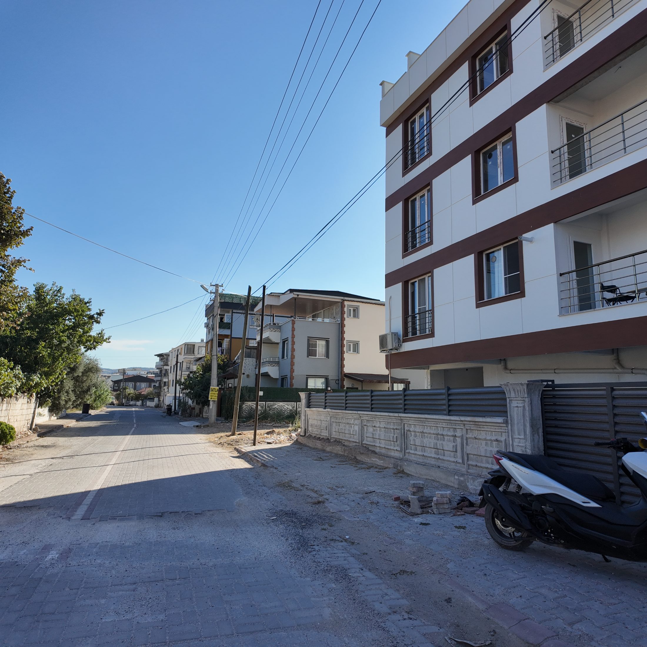 Reşatbeyde Yırcalı Okuluna Yürüme Mesafesinde 95 m² 2+1 21