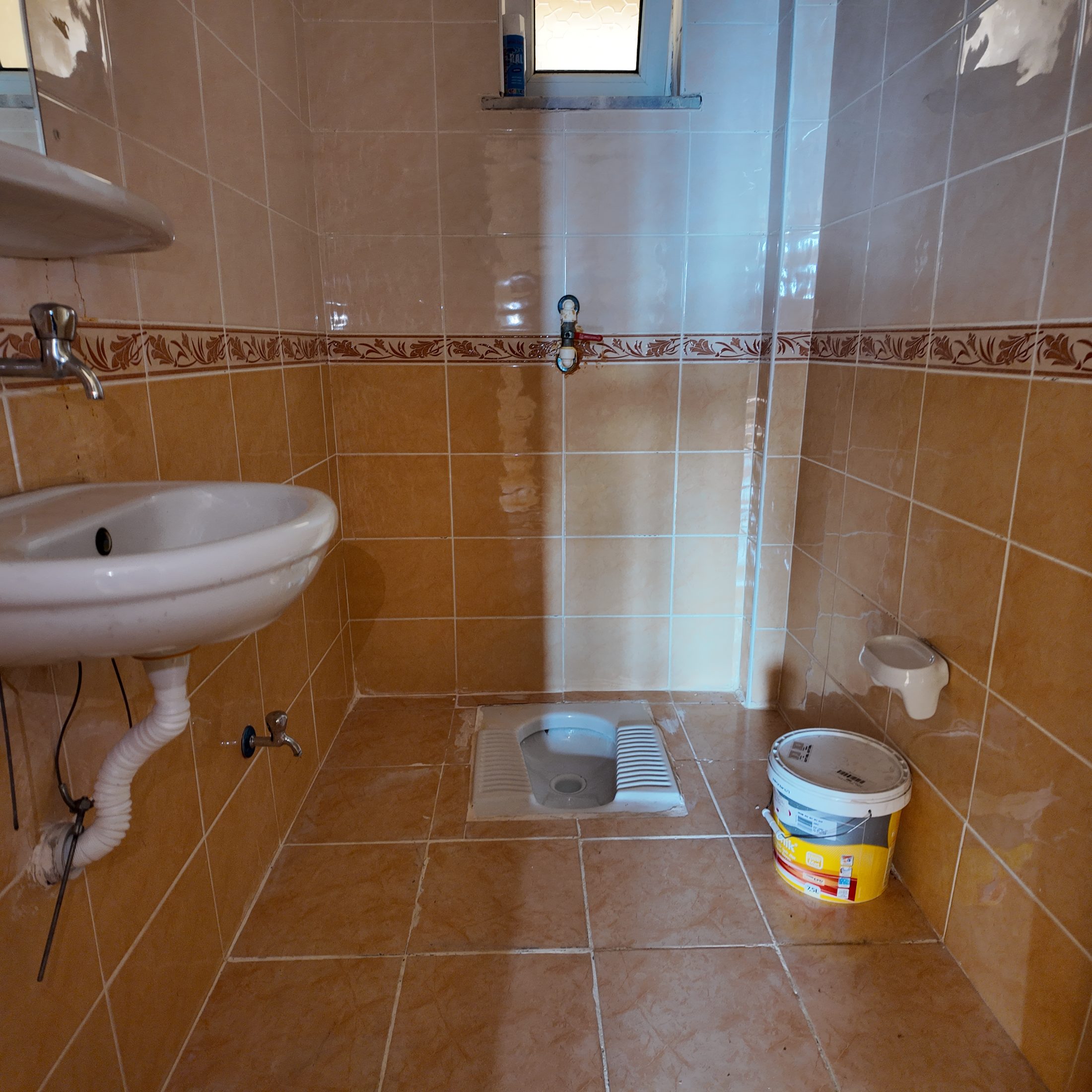 TOKİ KONUTLARI SEVİLEN BLOKTA SATILIK 130 M2 3+1 ARAKAT DAİRE 13