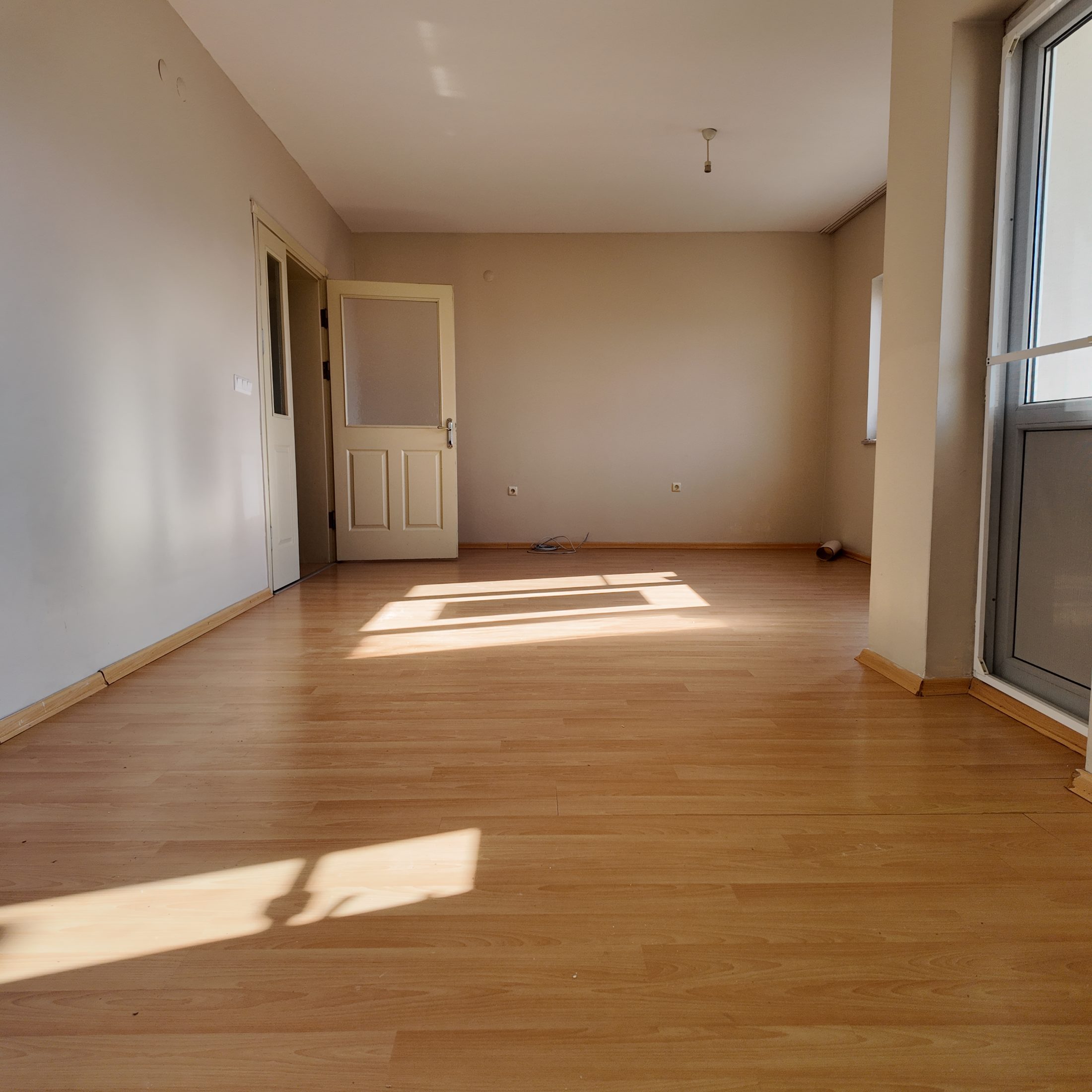 TOKİ KONUTLARI SEVİLEN BLOKTA SATILIK 130 M2 3+1 ARAKAT DAİRE 4