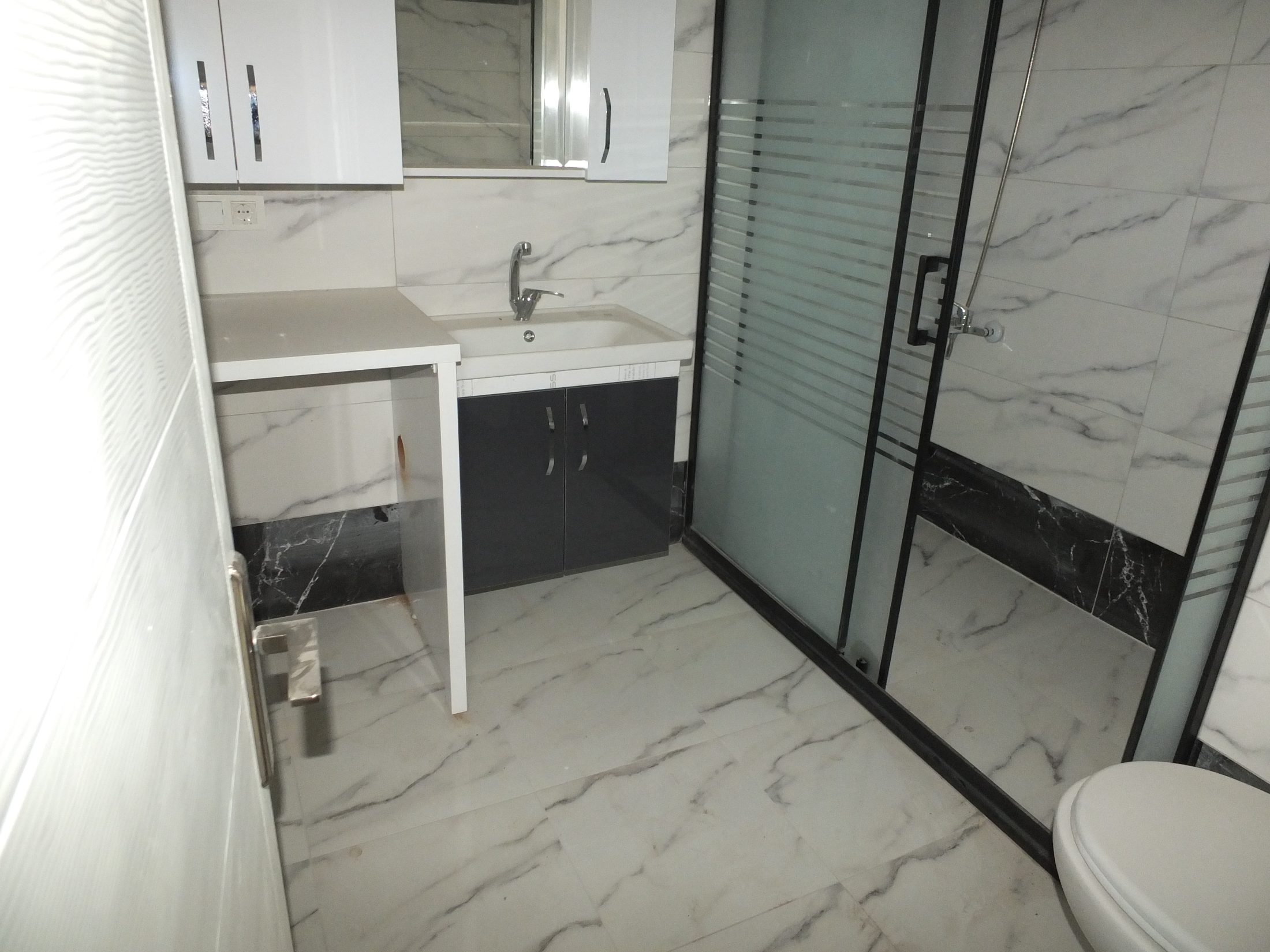 EFENDİ MAHALLESİ GENİŞ CADDE ÜZERİ 100 M2 2+1 SIFIR DAİRE 7